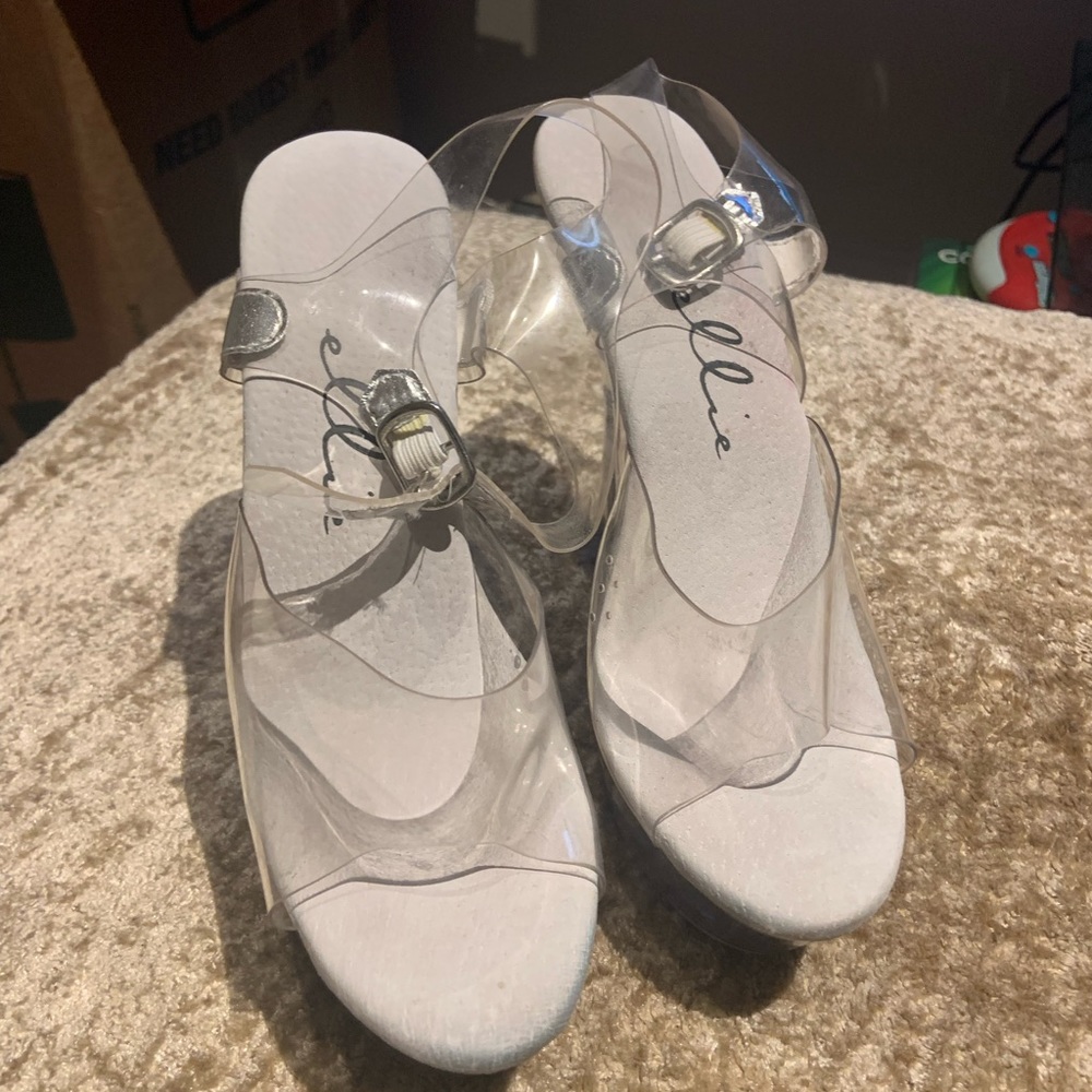 Ellie size 7 clear translucent white high heels